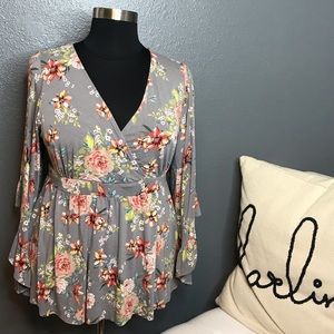 Torrid gray super soft knit floral top size 2X